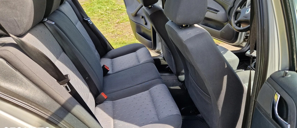 Skoda Octavia cena 9900 przebieg: 233000, rok produkcji 2007 z Mysłowice małe 92